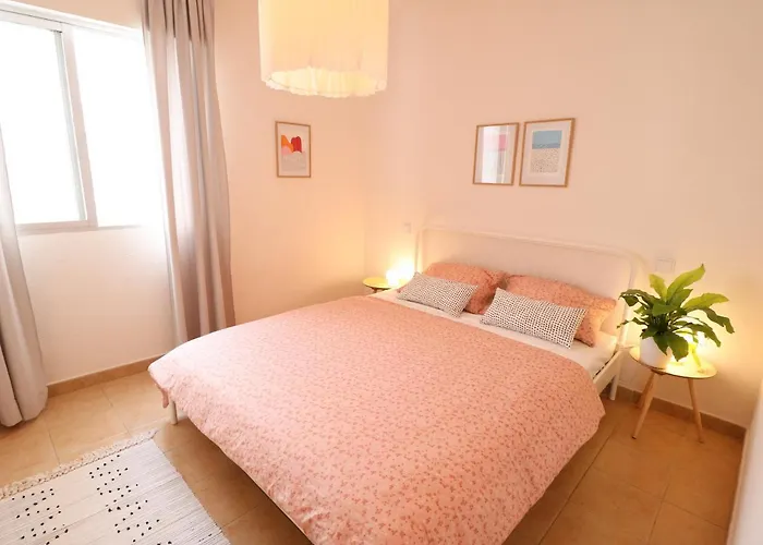 Casa Lea - Central, Cozy And Right By The Beach Appartamento *